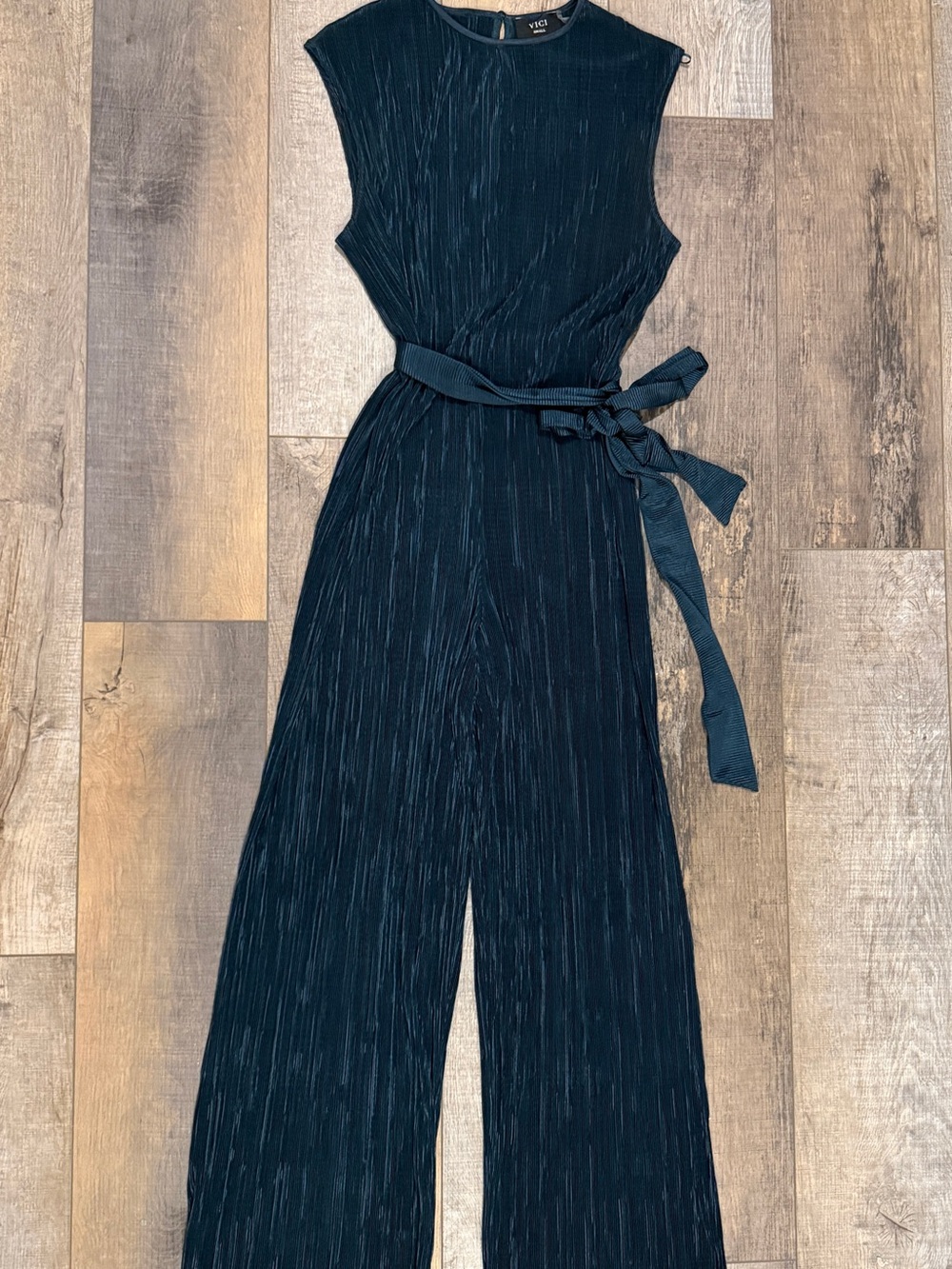 VICI Dark Green Textured Sleeveless Jumpsuit with Tie Waist